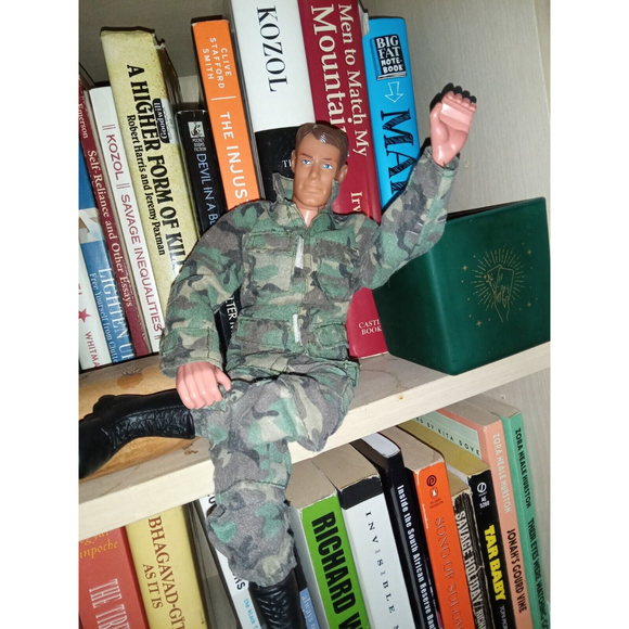 Vietnam War US ARMY GI JOE - Hasbro 12” inch 1:6 scale action figure ranger toy - Picture 11 of 11